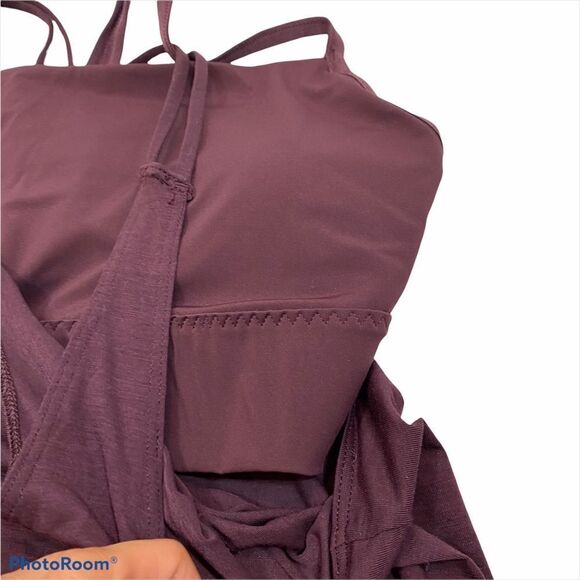 Athleta‎ Burgundy Tank With Attached Sport Bra XS - Picture 4 of 14